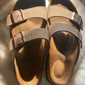 Size 9 Birkenstocks
